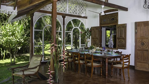 Villa Weligama Dining area