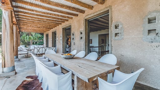 Villa Wendy Dining area