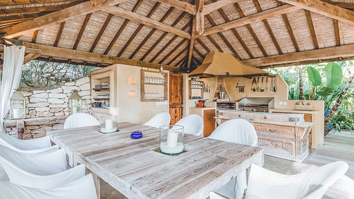 Villa Wendy Dining area