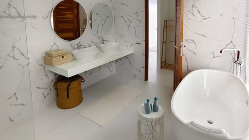 Villa White House Bedroom 2