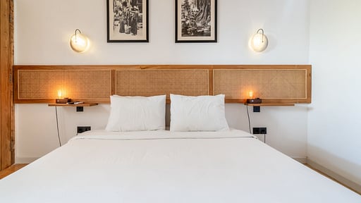 Villa White Pepper Schlafzimmer 1
