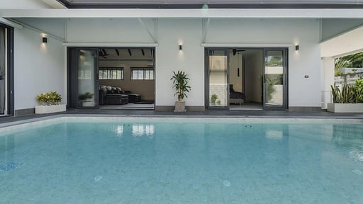 Villa White Rose Zwembad