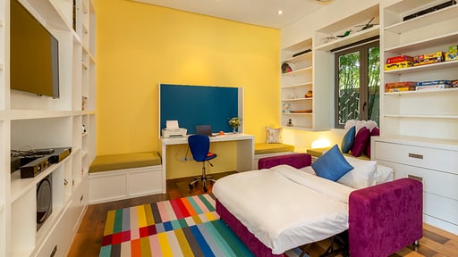 Villa White Skies Media room