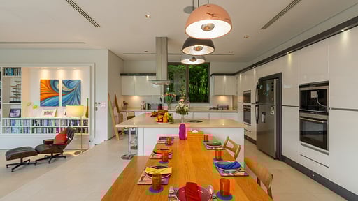 Villa White Skies Dining area