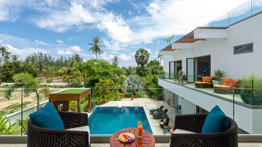 Villa White Skies Terrace/Veranda