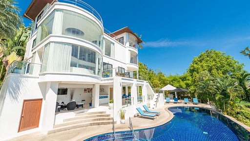 Villa White Stone Zwembad