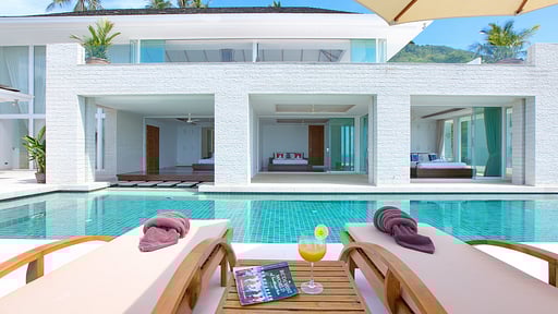 Villa White Tiger Piscina