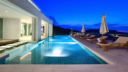 Villa White Tiger Piscina