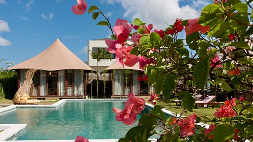 Wildflower Estate Swimming pool 1
