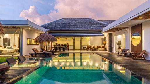 Villa WOW Zwembad