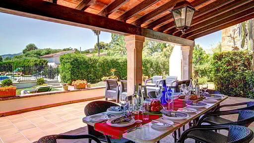 Villa Xaloc Dining area