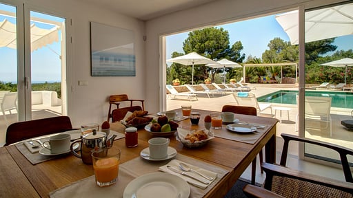 Villa Xarcu Dining area