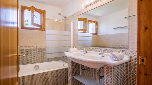 Villa Xemarri Bedroom 1