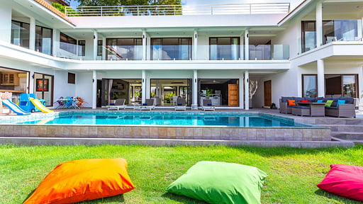 Villa XXIV Бассейн