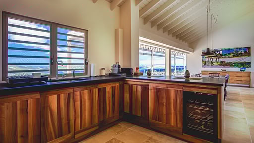 Villa Yellowbird Kitchen