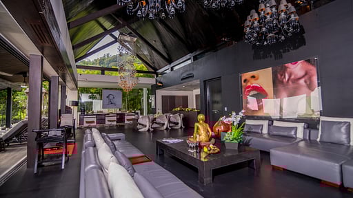 Villa Yin Living room