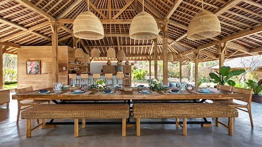 Villa Yoga Bingin Dining area