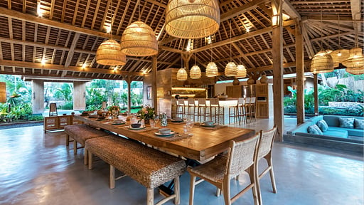 Villa Yoga Bingin Dining area