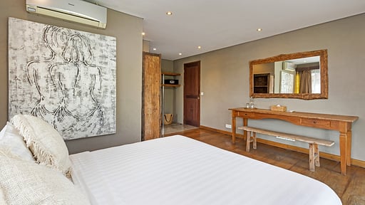Villa Yoga Bedroom 2