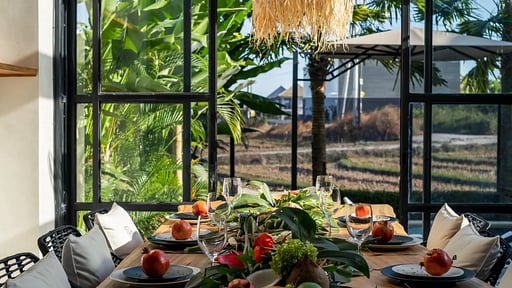Villa Yukiko Dining area
