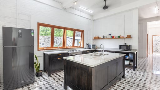 Villa Zen Sengkidu Kitchen