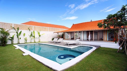 Villa Zenal Swimming pool
