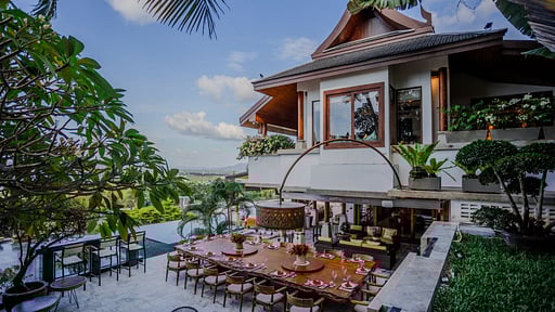 Villa ZeniMo Обеденная зона