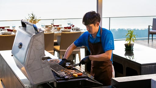 Villa Zest Villa staff