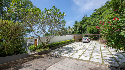 Villa Zest Parking areas