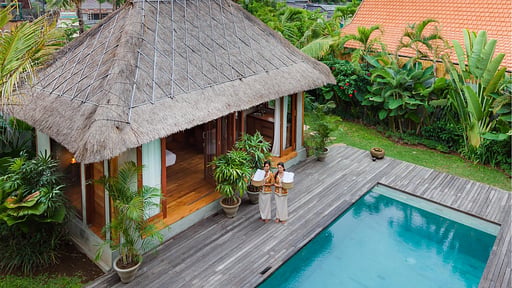 Zin Berawa Villa Swimming pool