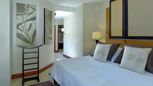 Villas Dinarobin Bedroom 3