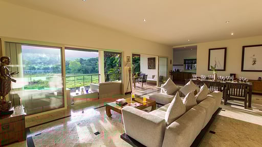 Viola Villa Living room