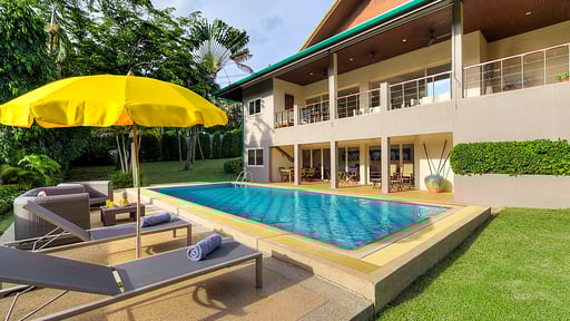 Viola Villa Swimming pool