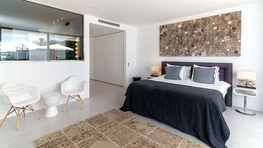 Villa Vista Blue Bedroom 1