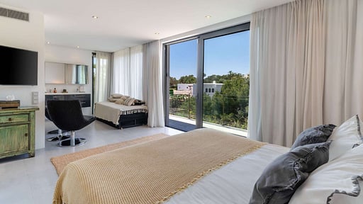 Villa Vista Blue Bedroom 2