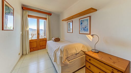 Vora Mar Beachfront Apartment Bedroom 3