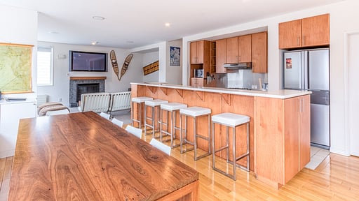 Wajima One Townhouse Dining area