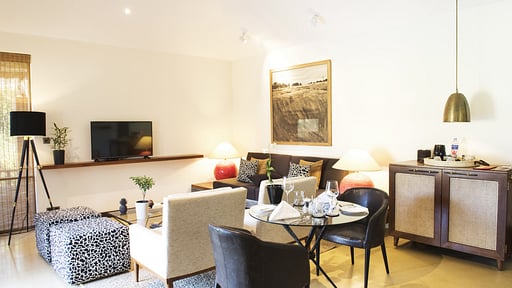 Water Garden Duplex Villa Salón