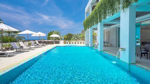 Waterfall Bay Villa Swimming pool