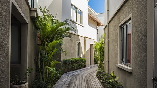 West Coast Marina Deluxe Apartment Surroundings