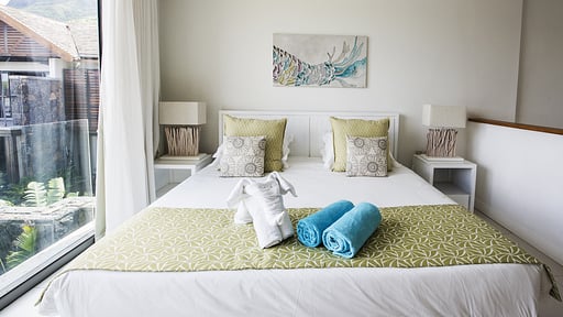 West Coast Marina Deluxe Apartment Slaapkamer 1