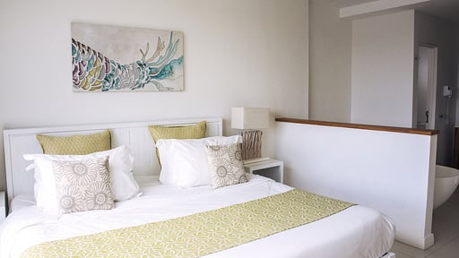 West Coast Marina Deluxe Apartment Slaapkamer 1