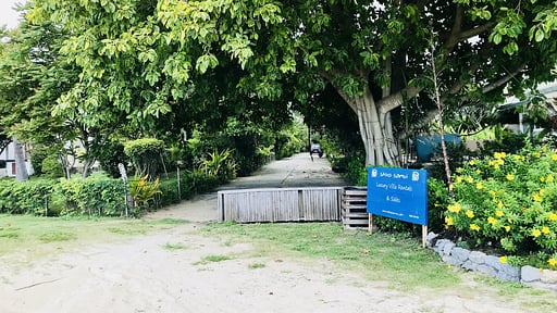 White House by the Beach Beach