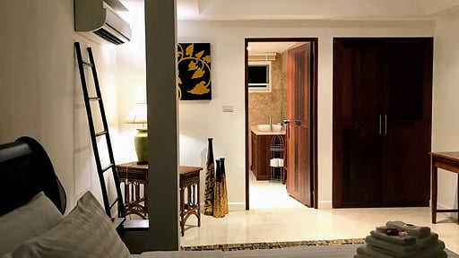 White House by the Beach Bedroom 1