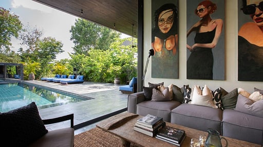 White Lotus Estate Living room 1