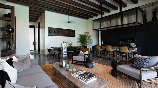 White Lotus Estate Living room 2