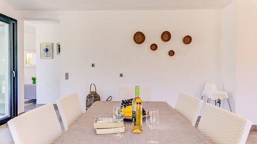 Windsurf Apartment Zona de comedor