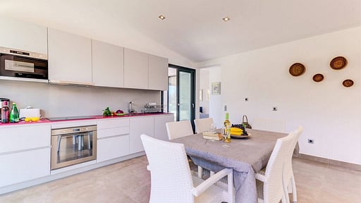 Windsurf Apartment Cocina