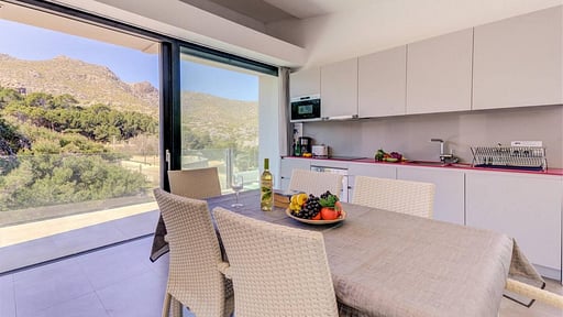 Windsurf Apartment Zona de comedor