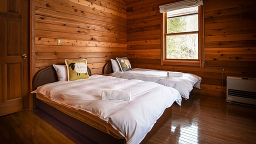 Woodpecker Chalet Schlafzimmer 2